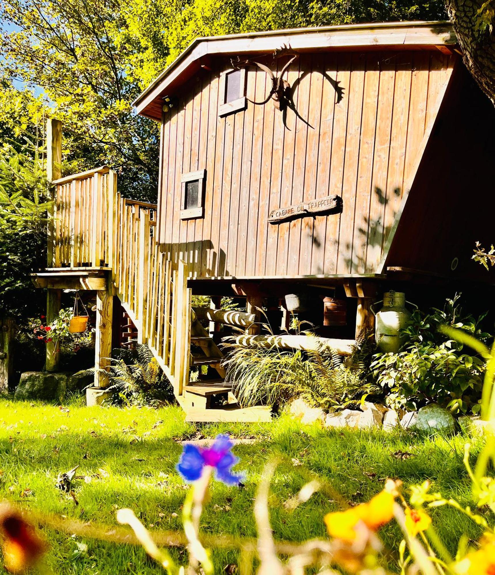 La Cabane Perchee Du Trappeur Écrainville Exteriér fotografie