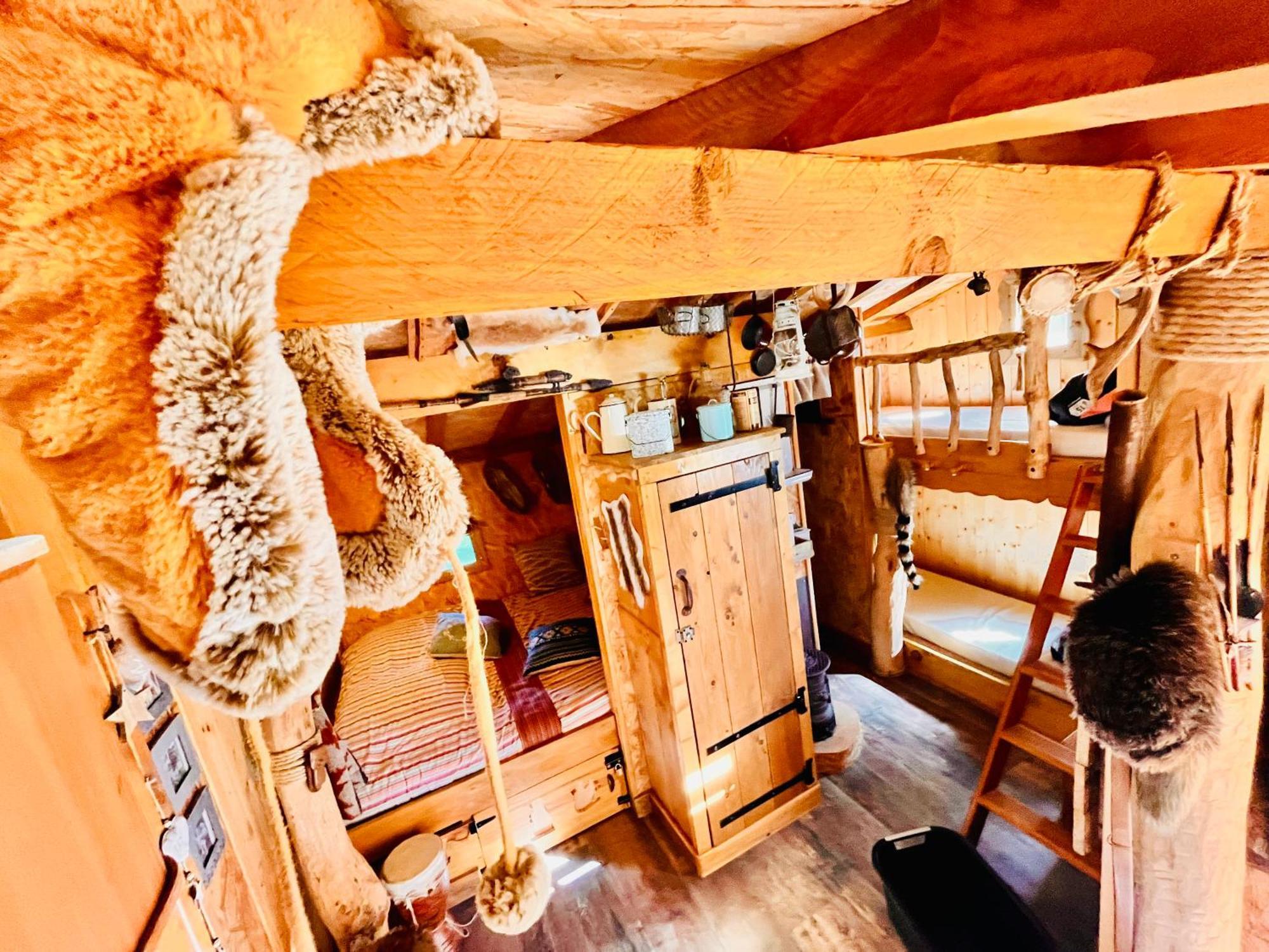 La Cabane Perchee Du Trappeur Écrainville Exteriér fotografie