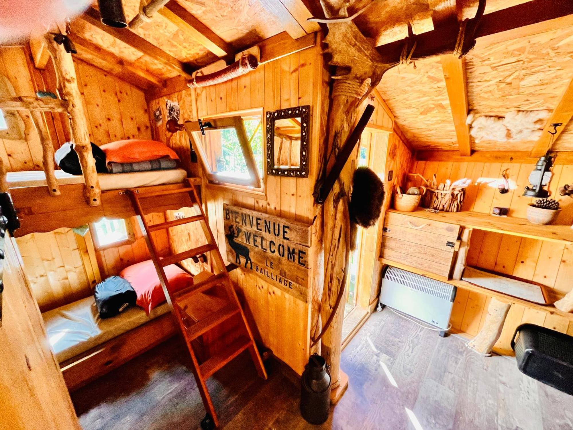 La Cabane Perchee Du Trappeur Écrainville Exteriér fotografie