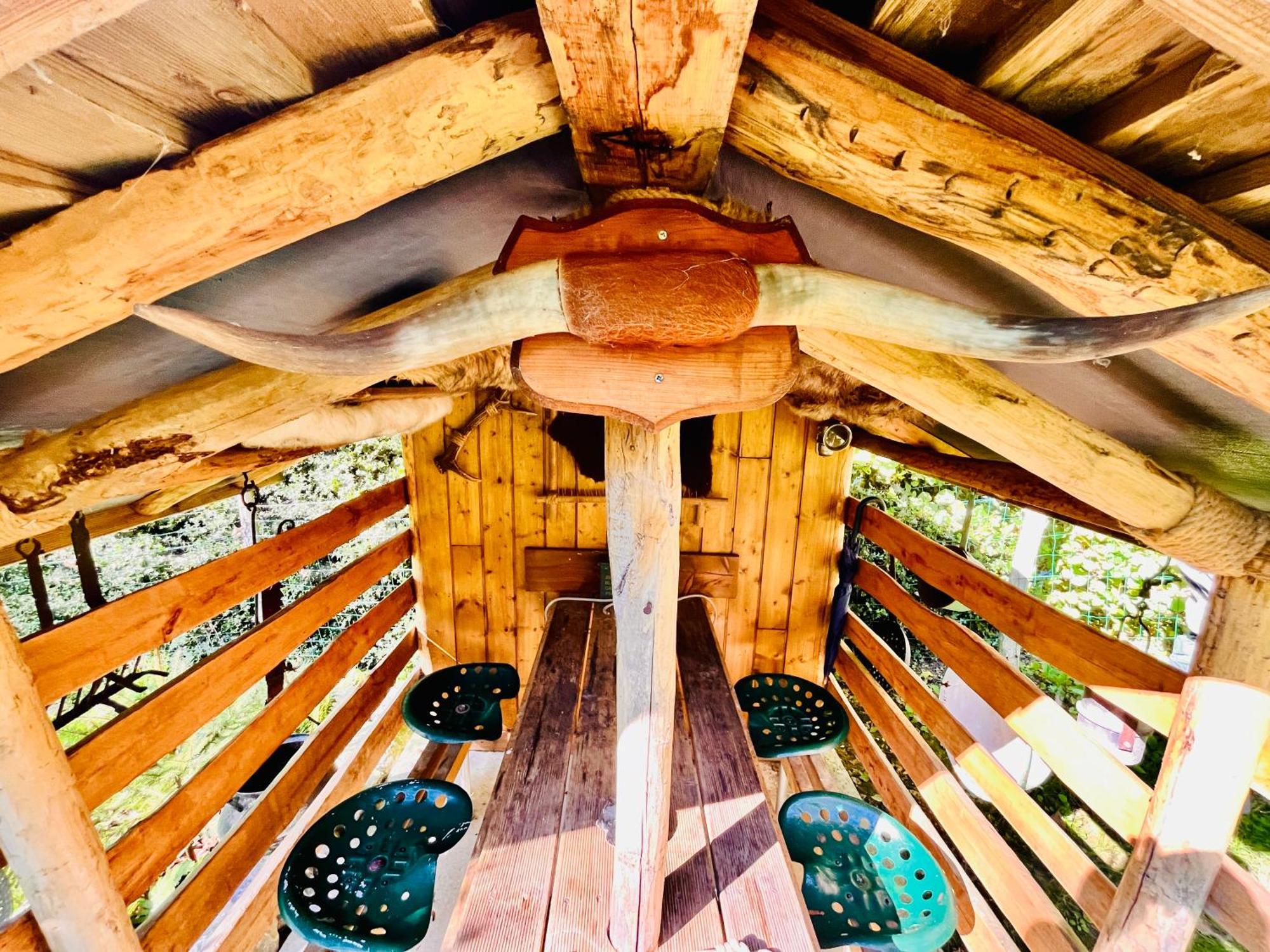 La Cabane Perchee Du Trappeur Écrainville Exteriér fotografie